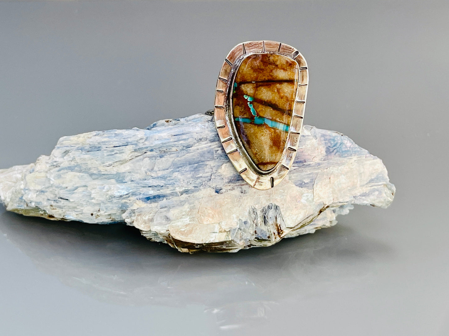 One of a Kind Royston Turquoise Ribbon Ring