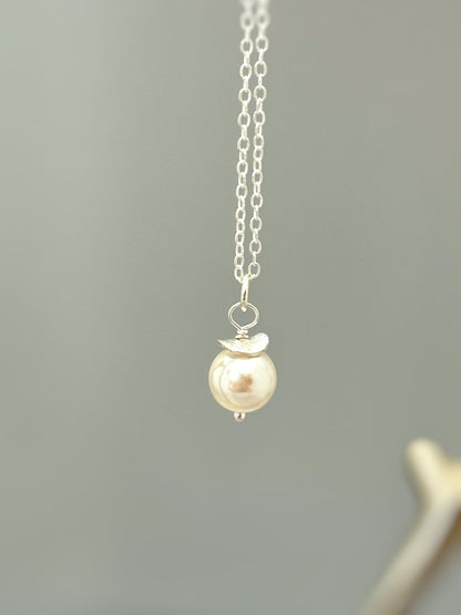 Minimalist Sterling Silver Single Pearl Necklace