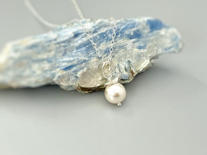 Minimalist Sterling Silver Single Pearl Necklace