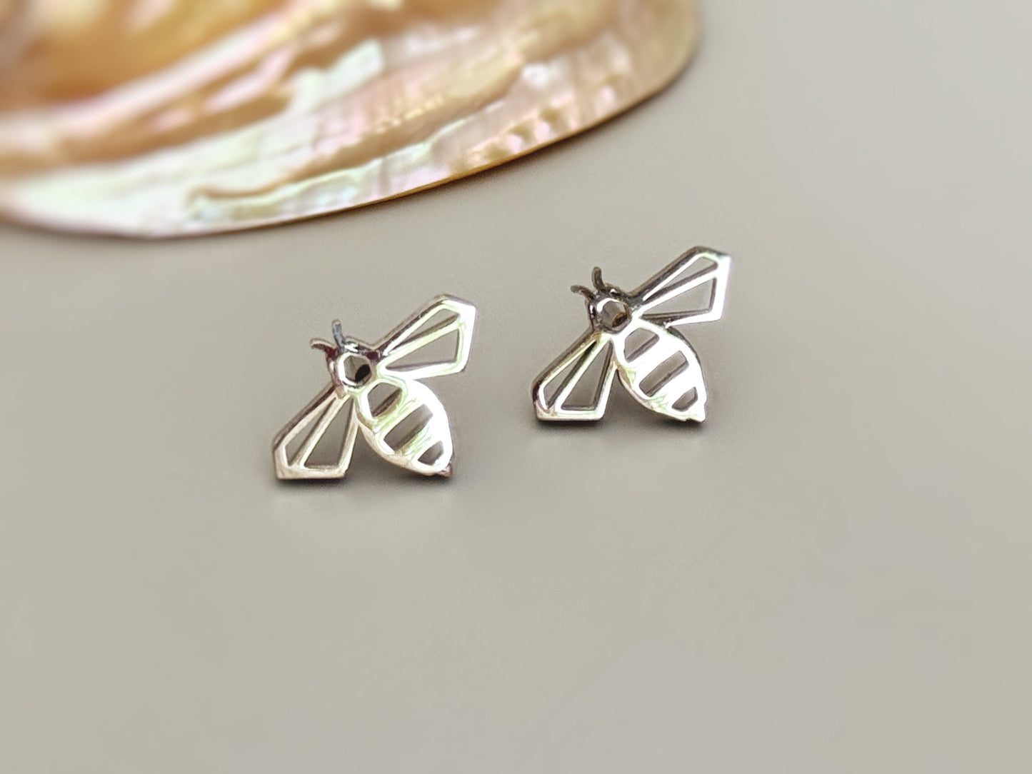 Stylish Bee Stud Earring Set — The Perfect Gift Choice